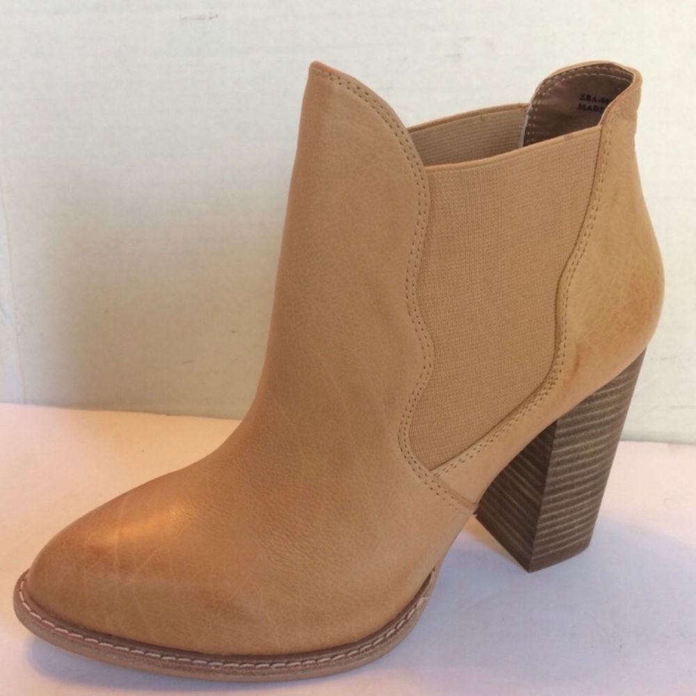 Chinese Laundry Tan Leather Booties